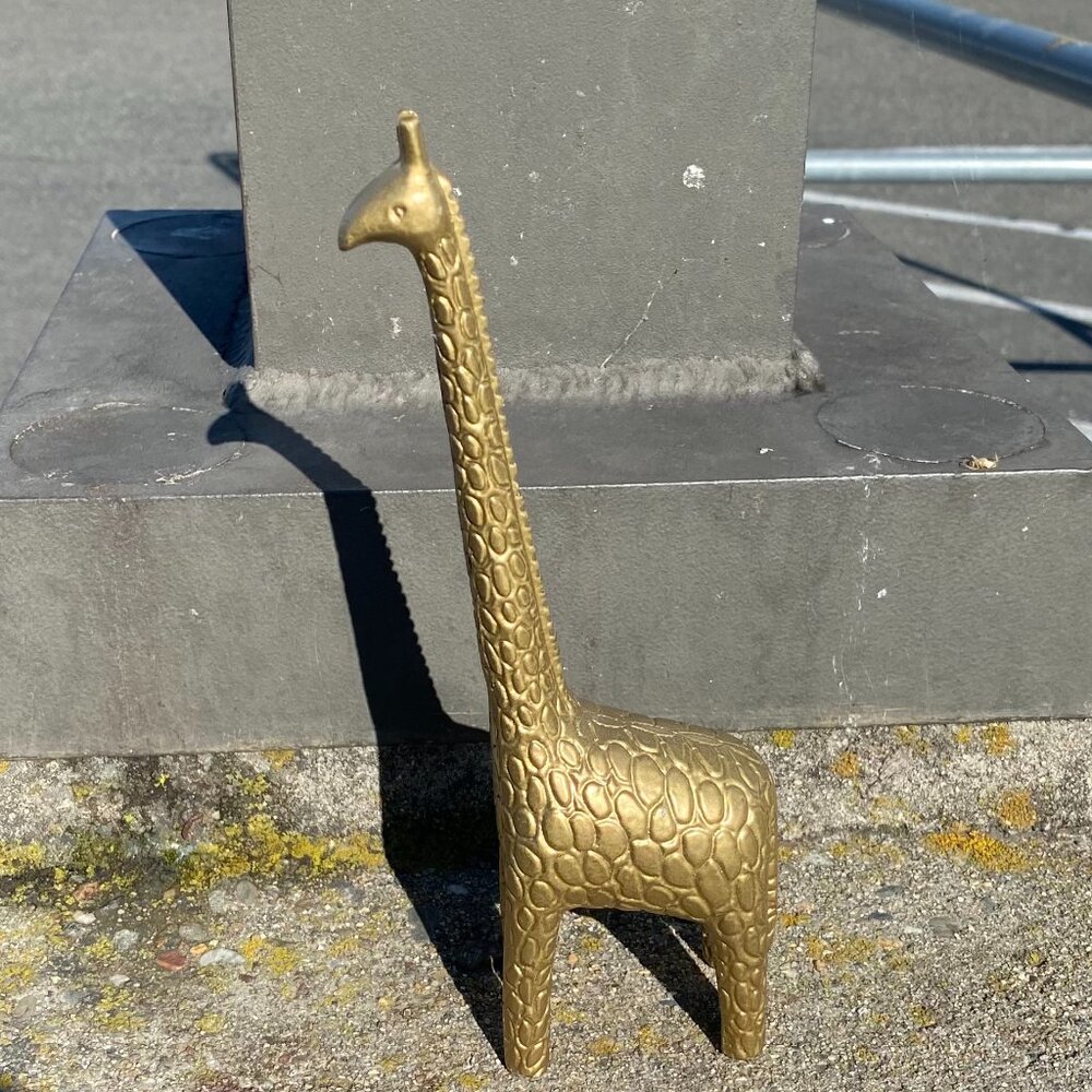 Vintage MCM Solid Brass Golden Giraffe Statue Etched Spots Figurine 8.5”